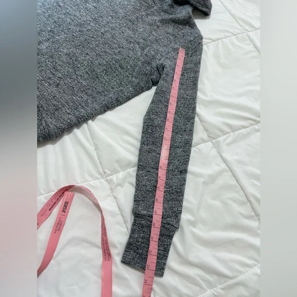 J.Crew Relaxed Heather Turtleneck Sweatshirt size 8 - Picture 6 of 14